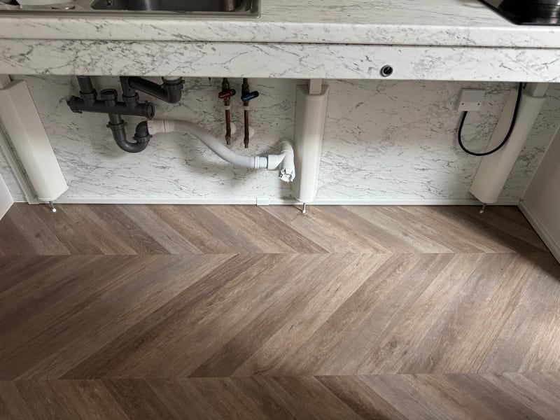 Marble Worktop & Herringbone Flooring — Canary Wharf, London